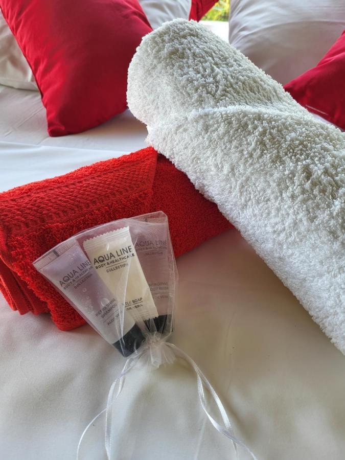 Hauolibed - Havre De Passion Avec Piscine Villa Sainte-Rose Eksteriør bilde