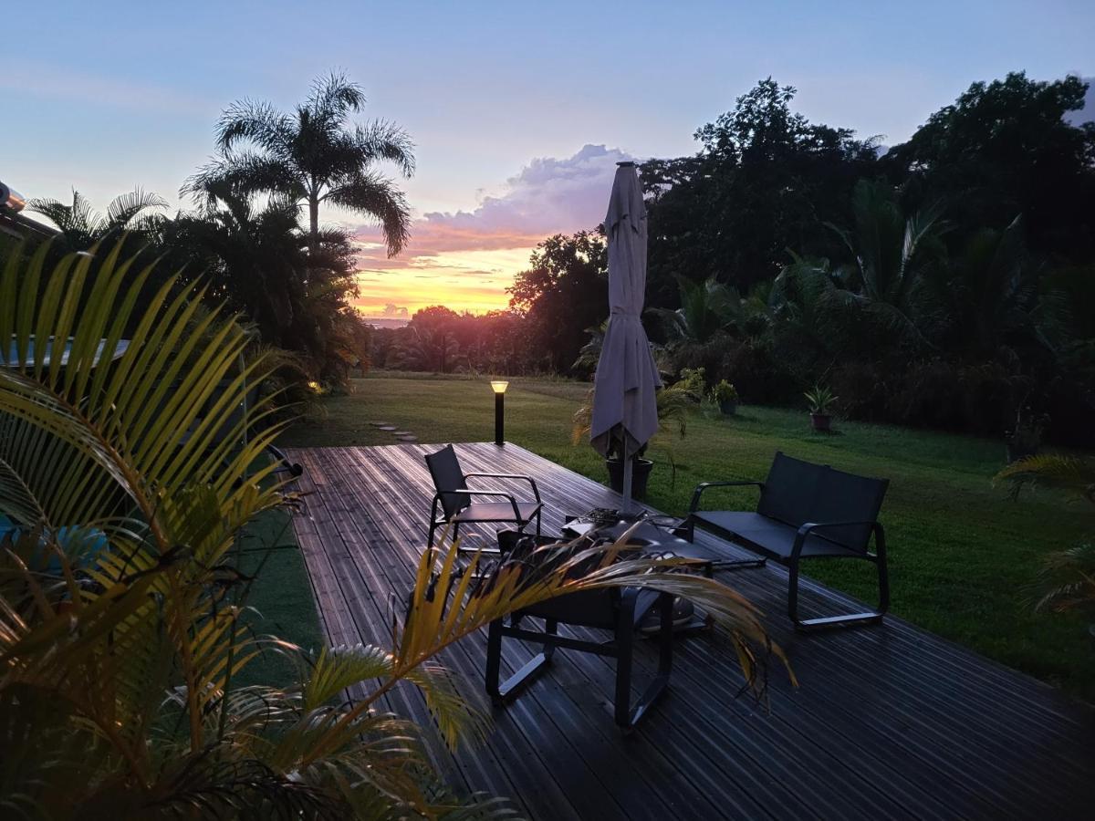 Hauolibed - Havre De Passion Avec Piscine Villa Sainte-Rose Rom bilde